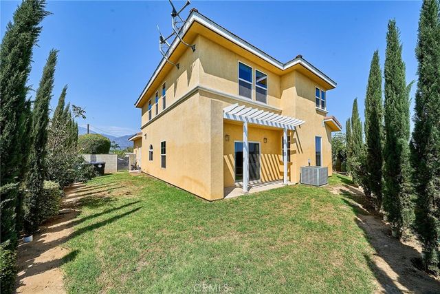 2577 Mountain Avenue, Duarte, CA 91010