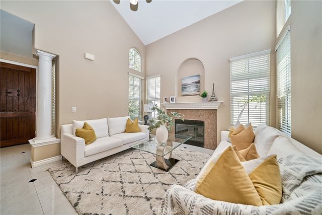 2577 Mountain Avenue, Duarte, CA 91010