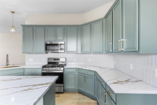 20803 Golden Sycamore Trail, Cypress, TX 77433