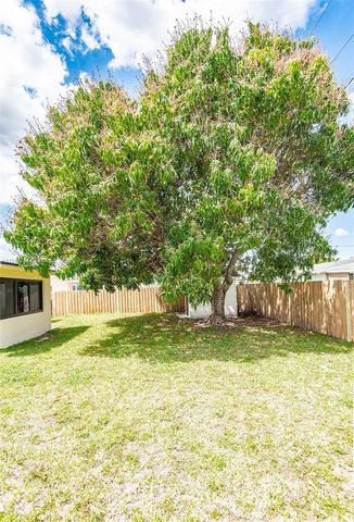 11861 SW 185th Ter, Miami, FL 33177