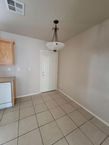 10051 RAILROAD Drive 202, El Paso, TX 79924