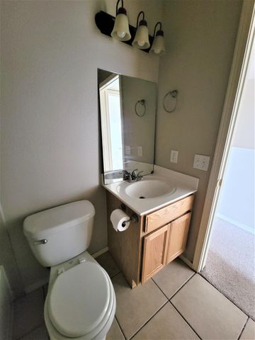 10051 RAILROAD Drive 202, El Paso, TX 79924