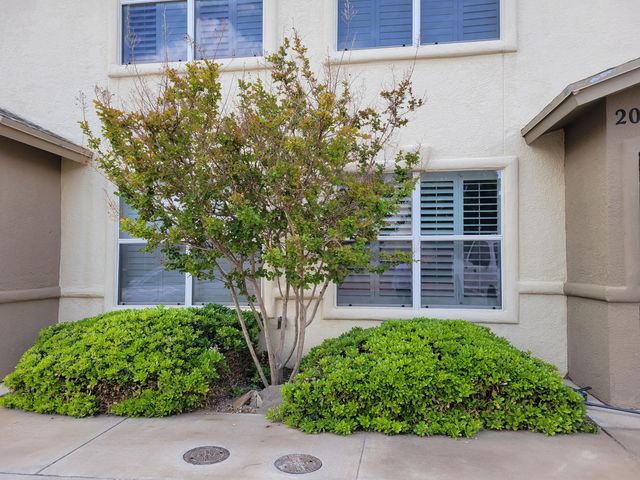 10051 RAILROAD Drive 202, El Paso, TX 79924