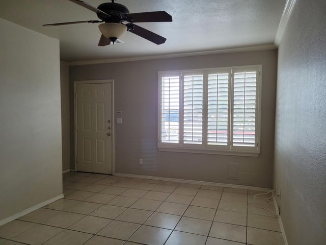 10051 RAILROAD Drive 202, El Paso, TX 79924