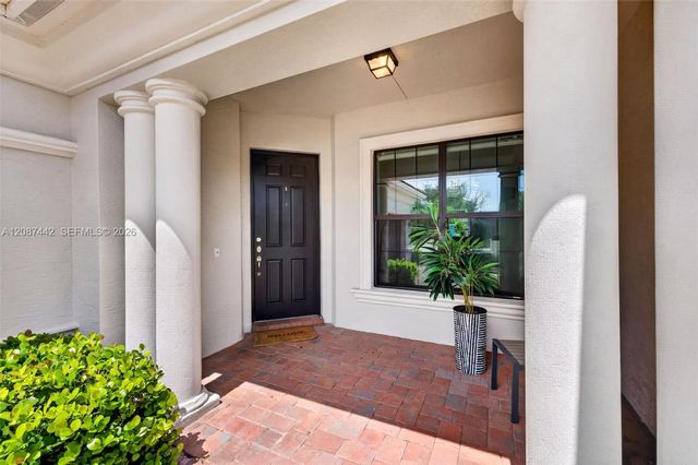 10283 Sweet Bay Manor, Parkland, FL 33076