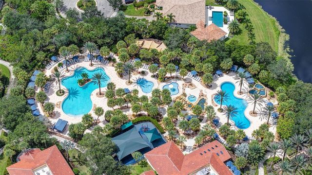 10283 Sweet Bay Manor, Parkland, FL 33076