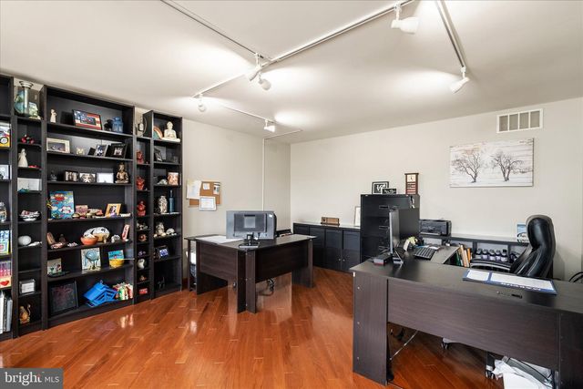 282 CHESTERFIELD JACOBSTOWN RD, Wrightstown, NJ 08562