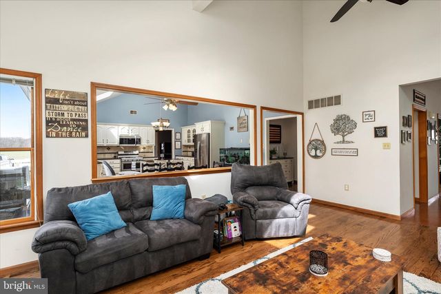 282 CHESTERFIELD JACOBSTOWN RD, Wrightstown, NJ 08562