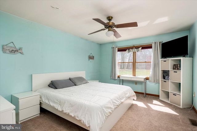 282 CHESTERFIELD JACOBSTOWN RD, Wrightstown, NJ 08562