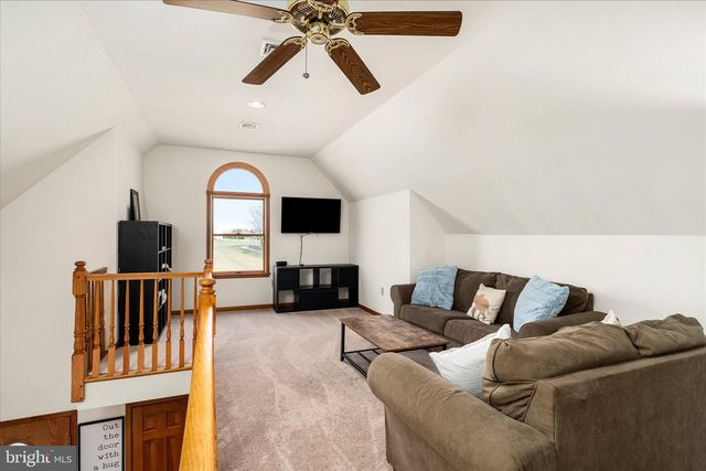 282 CHESTERFIELD JACOBSTOWN RD, Wrightstown, NJ 08562