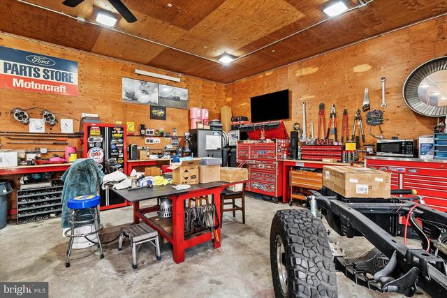 282 CHESTERFIELD JACOBSTOWN RD, Wrightstown, NJ 08562