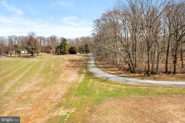 282 CHESTERFIELD JACOBSTOWN RD, Wrightstown, NJ 08562