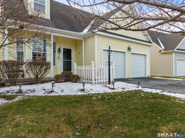 24 Phillips Farm Road 24, East Hartford, CT 06118