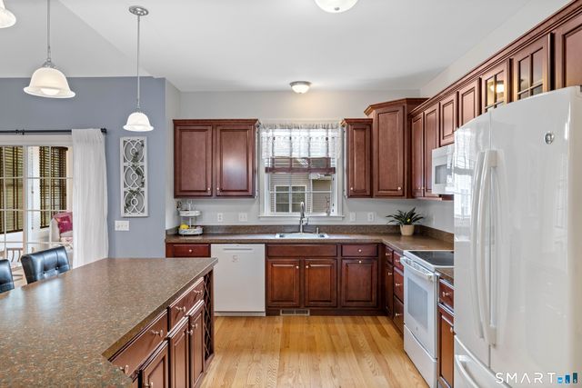 24 Phillips Farm Road 24, East Hartford, CT 06118