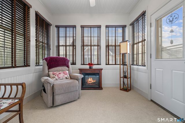 24 Phillips Farm Road 24, East Hartford, CT 06118