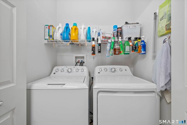 24 Phillips Farm Road 24, East Hartford, CT 06118