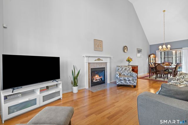 24 Phillips Farm Road 24, East Hartford, CT 06118