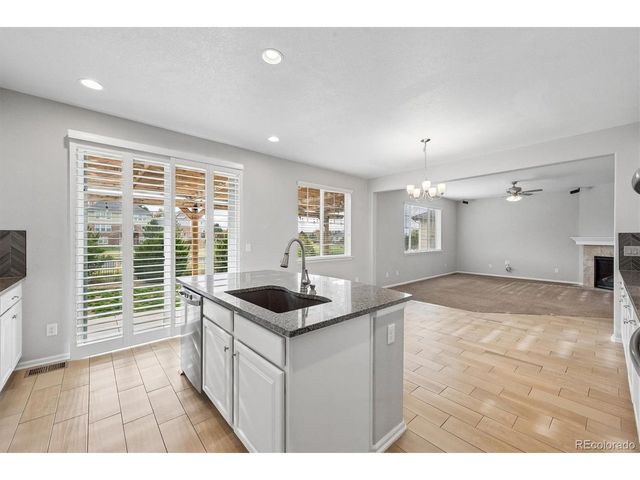 7127 S Patsburg Way, Aurora, CO 80016