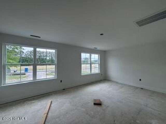 280 Eastwood Drive, Wallace, NC 28466