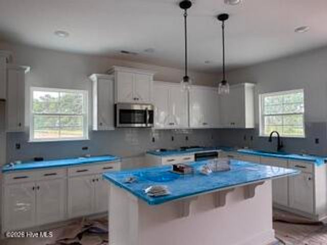 280 Eastwood Drive, Wallace, NC 28466