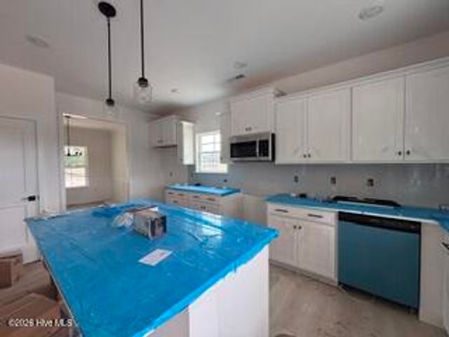 280 Eastwood Drive, Wallace, NC 28466