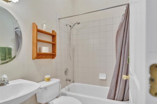 10218 SHADOW BRANCH DRIVE, Tampa, FL 33647