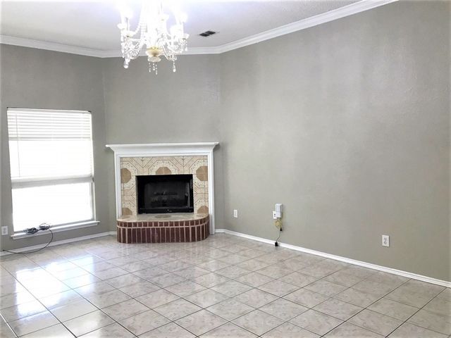 3400 Jack Atkins Court, Haltom City, TX 76117