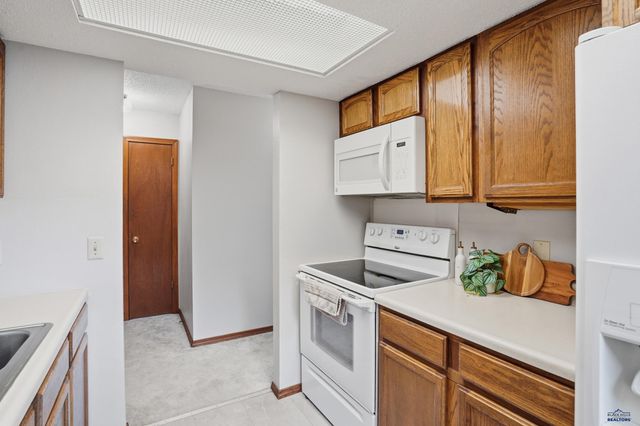 3415 IDLEWILD CT, Rapid City, SD 57702