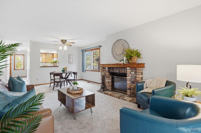 3415 IDLEWILD CT, Rapid City, SD 57702