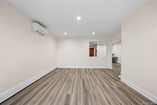 867 Kinsella Street, Bronx, NY 10462