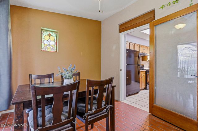 2822 Buena Vida Court, Las Cruces, NM 88011