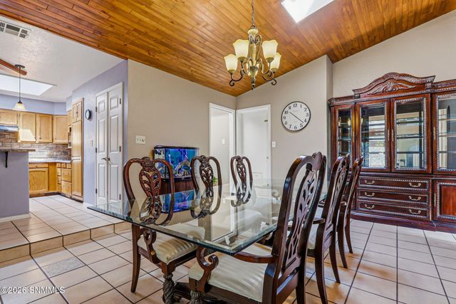 2822 Buena Vida Court, Las Cruces, NM 88011