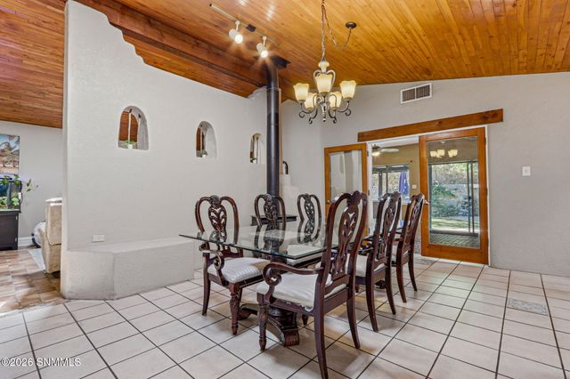 2822 Buena Vida Court, Las Cruces, NM 88011
