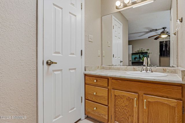 2822 Buena Vida Court, Las Cruces, NM 88011