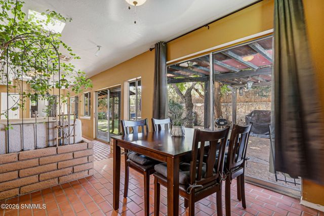 2822 Buena Vida Court, Las Cruces, NM 88011