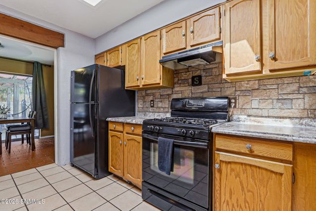 2822 Buena Vida Court, Las Cruces, NM 88011