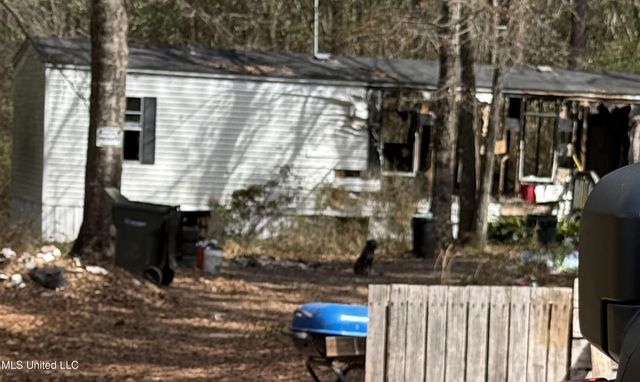 18122 Robin Oaks Drive, Gulfport, MS 39503