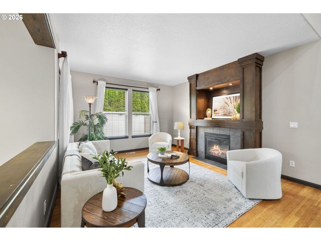 1360 Ne COHO Ct, Troutdale, OR 97060