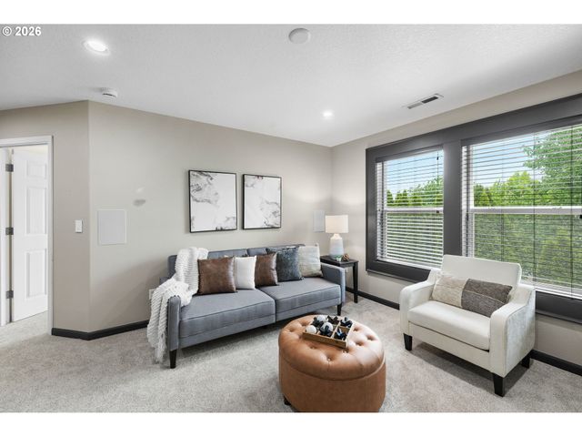 1360 Ne COHO Ct, Troutdale, OR 97060
