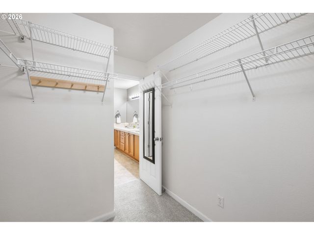 1360 Ne COHO Ct, Troutdale, OR 97060