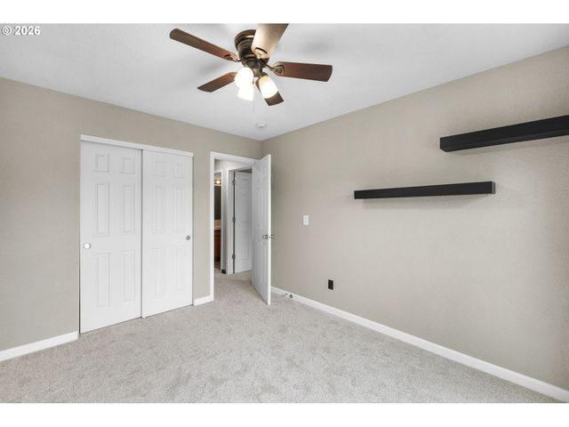 1360 Ne COHO Ct, Troutdale, OR 97060