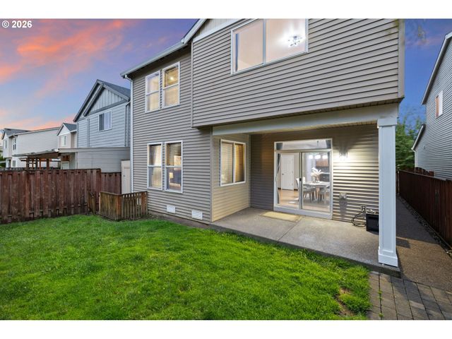 1360 Ne COHO Ct, Troutdale, OR 97060
