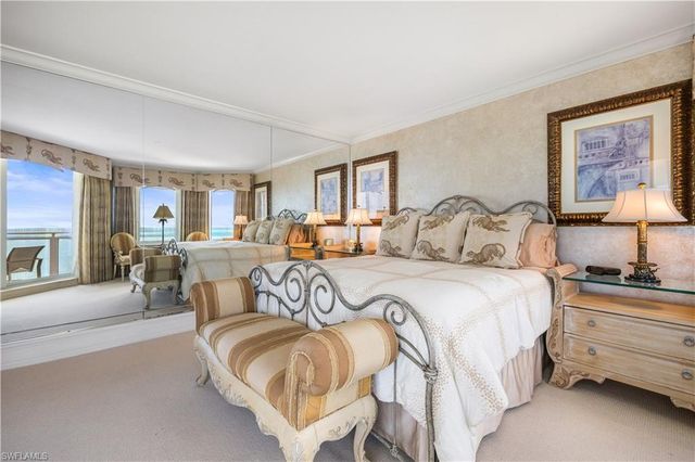 8231 Bay Colony DR 1604, Naples, FL 34108