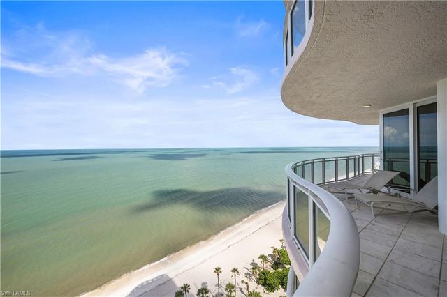 8231 Bay Colony DR 1604, Naples, FL 34108