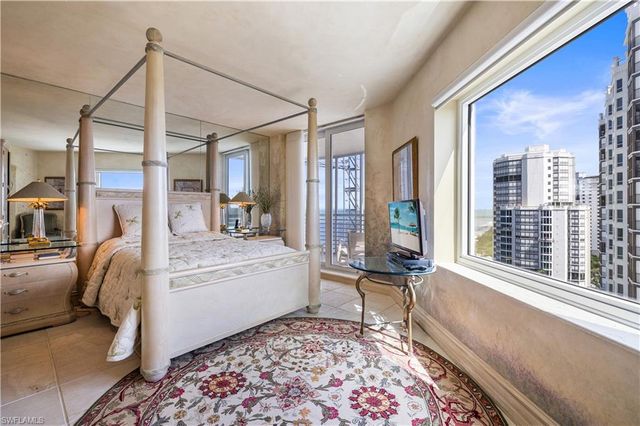 8231 Bay Colony DR 1604, Naples, FL 34108