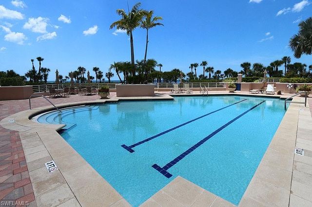 8231 Bay Colony DR 1604, Naples, FL 34108