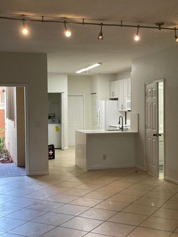 3909 Tree Top Drive 3909, Weston, FL 33332