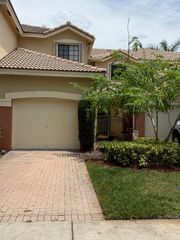 3909 Tree Top Drive 3909, Weston, FL 33332
