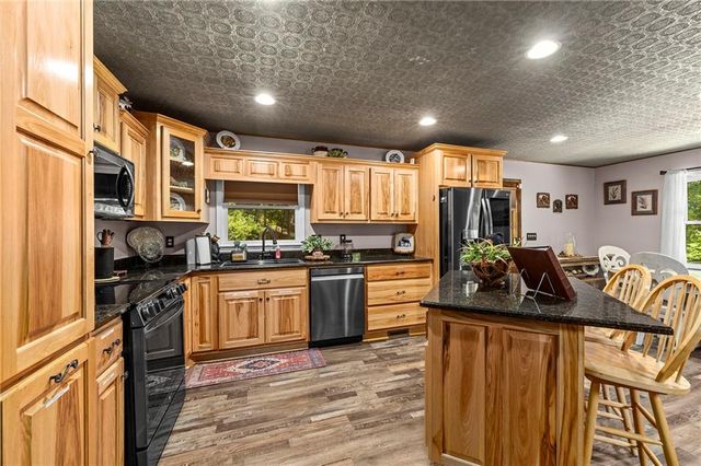 120 Walnut Mountain Court, Ellijay, GA 30536