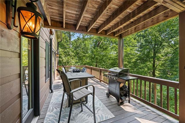 120 Walnut Mountain Court, Ellijay, GA 30536